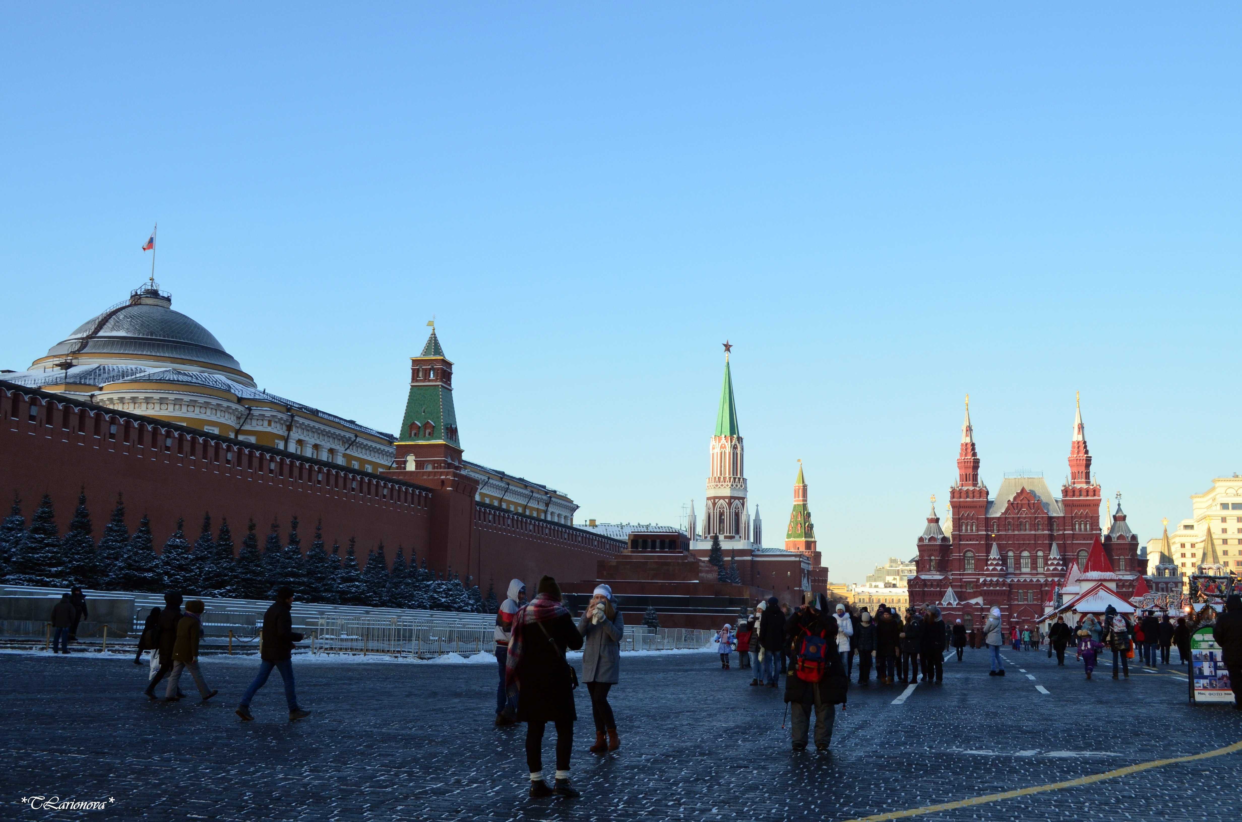 Показать москву сейчас. Москва красная площадь фото 2022. Вид красной площади в Москве сейчас. Красная площадь Санкт-Петербург. Красная площадь центр.