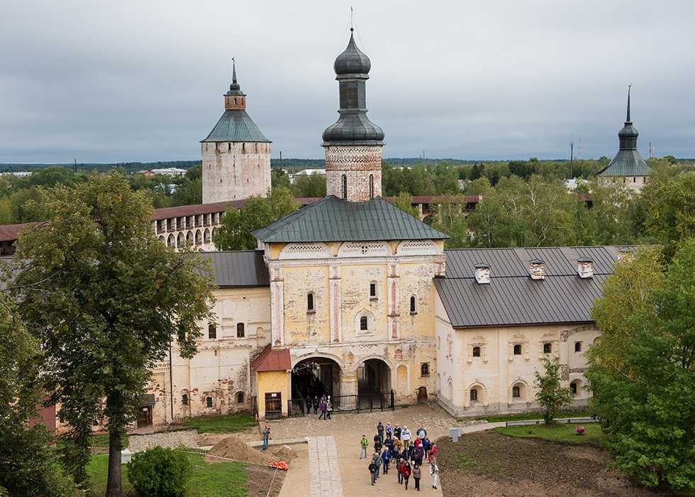 Кирилло-белозерский мужской монастырь