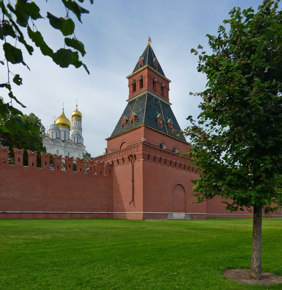 Московский Кремль башни Кремля Тайницкая