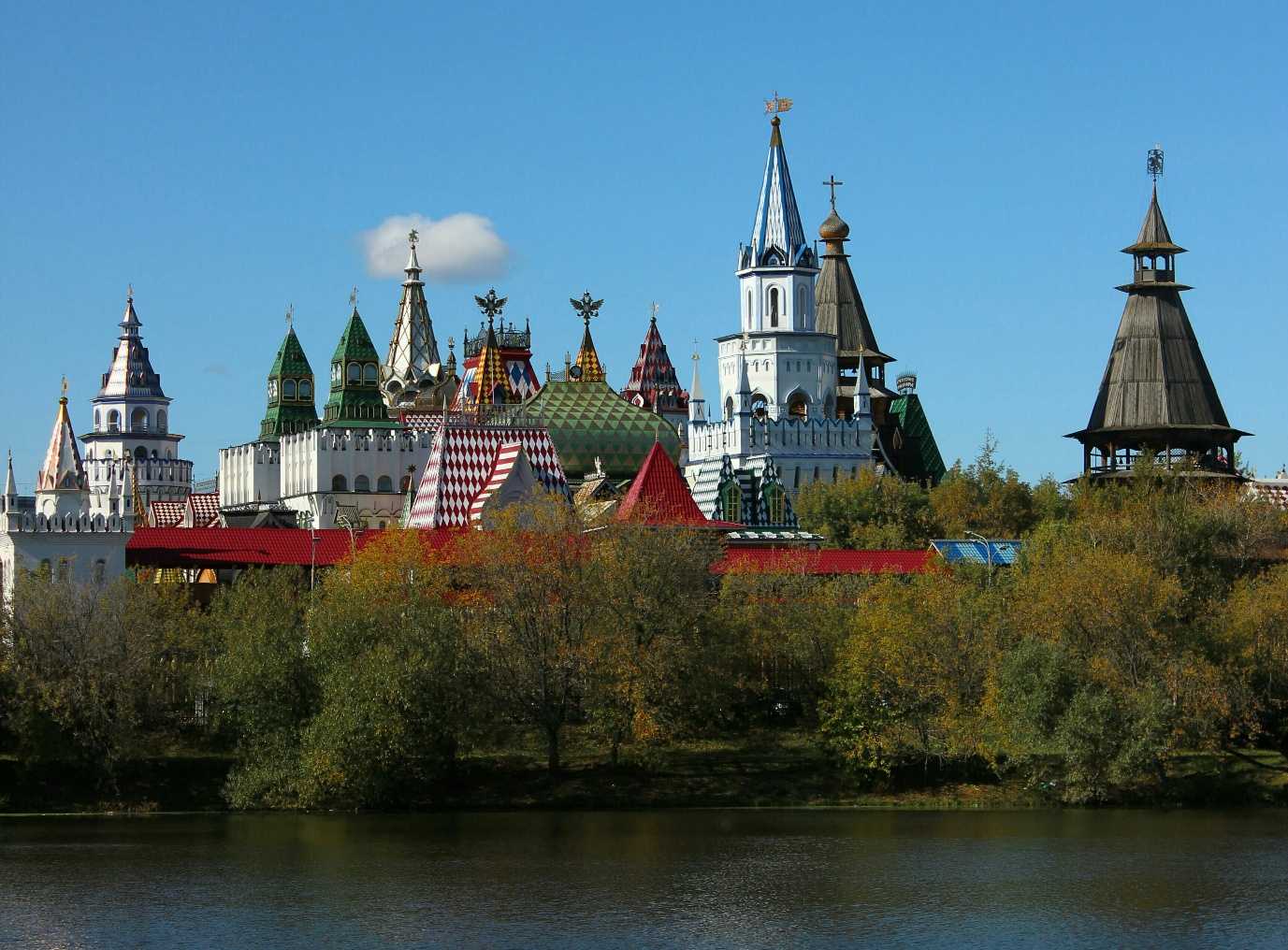 Самые посещаемые места в россии туристами
