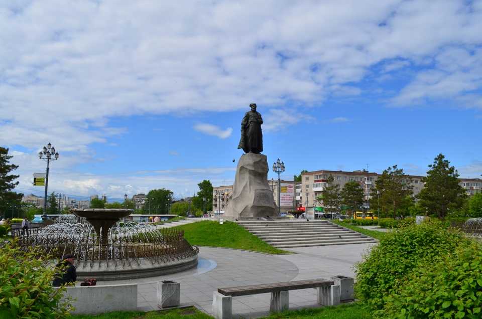 Памятники хабаровска фото с описанием