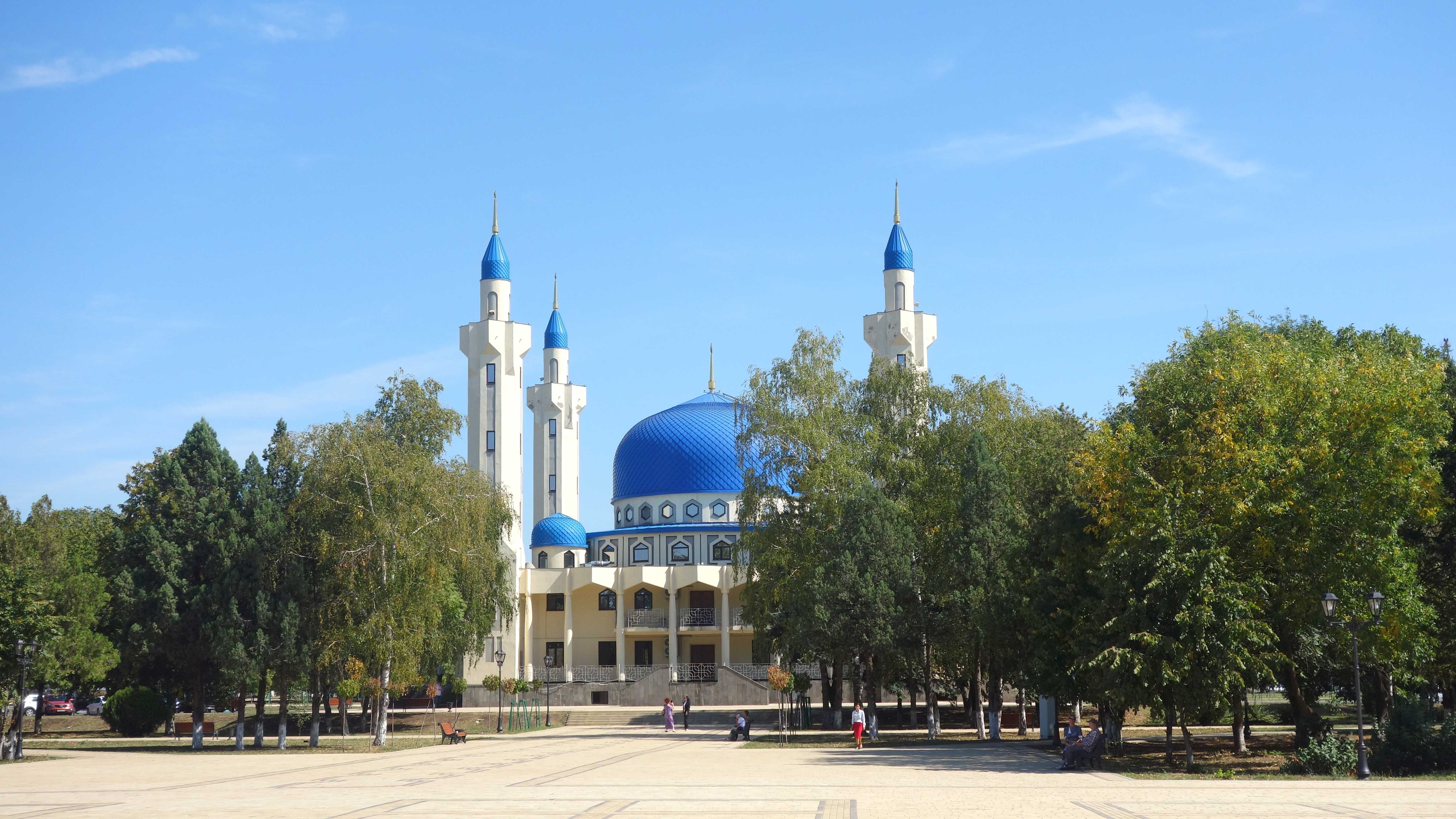 Соборная мечеть Майком. Соборная мечеть Адыгея. Соборная мечеть города Майкопа. Джума мечеть Майкоп. Майкоп красивее