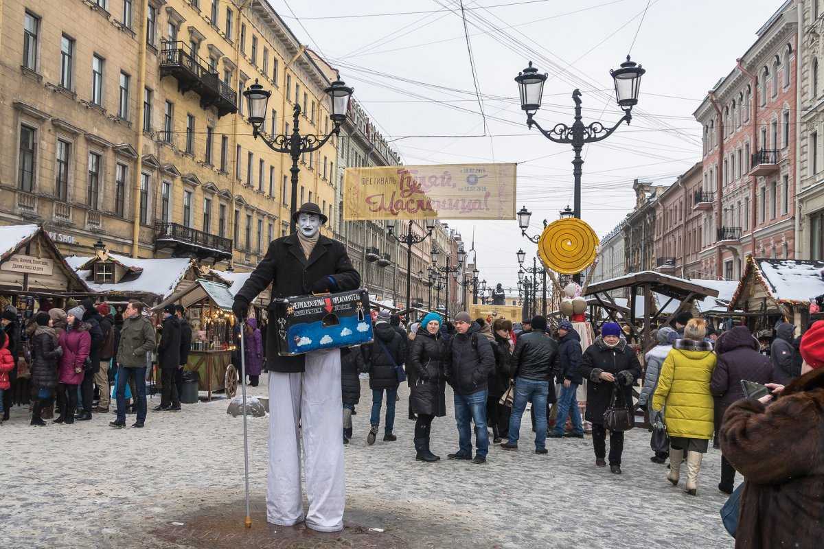 Питер стоит ли. Переезд в Питер на ПМЖ. Масленица в Питере на Невском где именно?. Стоит ли переезжать в Питер. Питер отзывы переехавших.