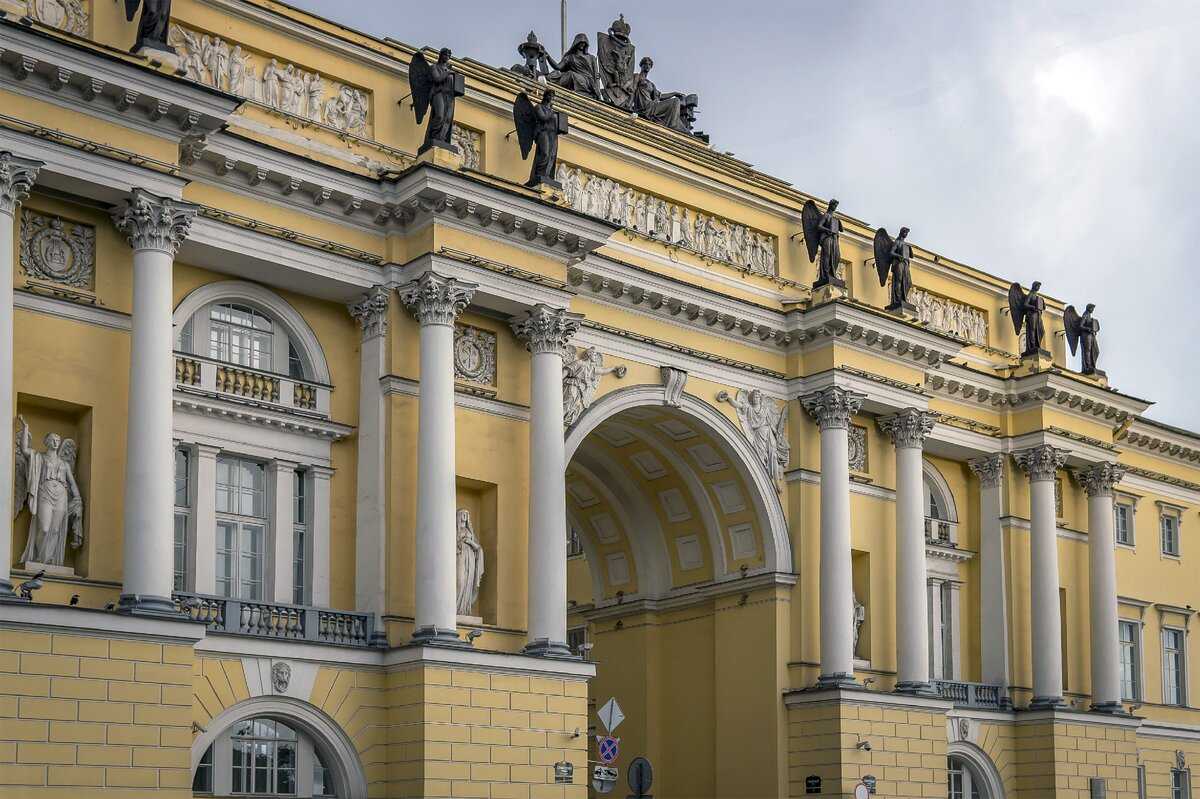 Сенат и синод: архитектура исторических зданий и их значение для санкт-петербурга