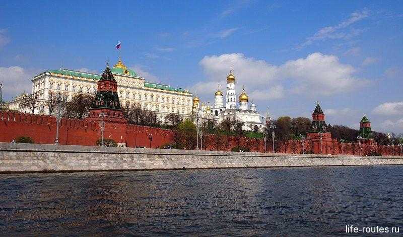 Достопримечательности московского кремля и красной площади