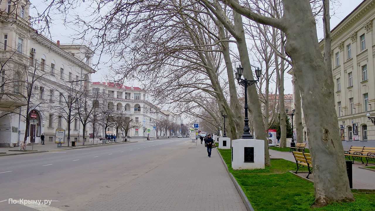 Площадь лазарева