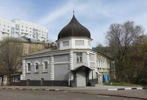 Храм казанской иконы божией матери в лосиноостровской. Дом причта Казанской церкви. Дом причта Казанской церкви Саратов. Виноградово Владимирская Церковь дом причта. Лермонтова 40 Саратов.