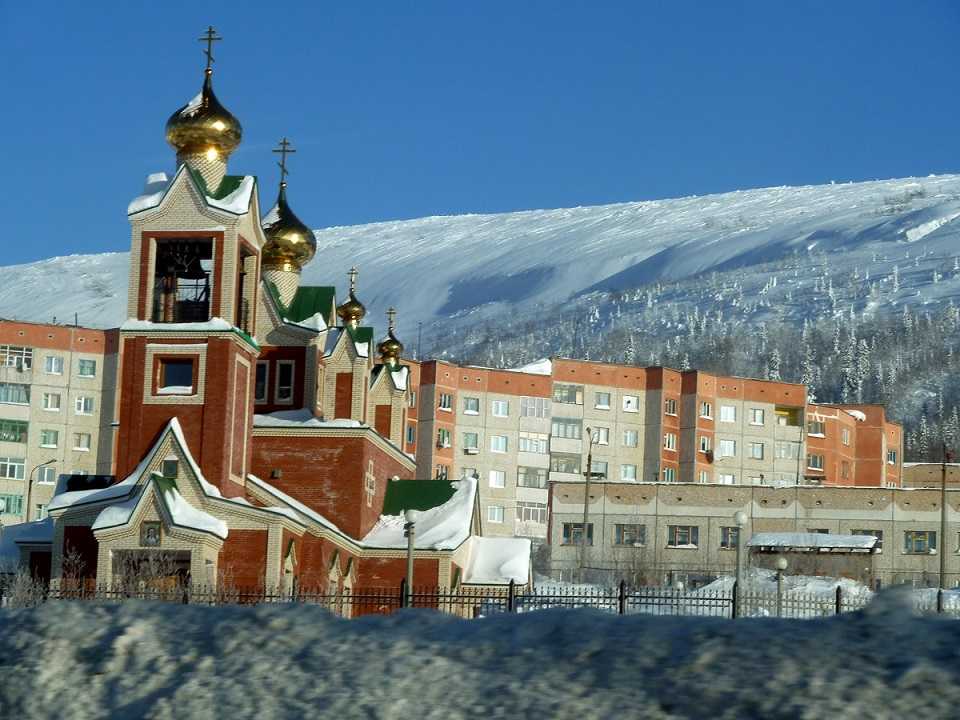 Апатиты Церковь зима