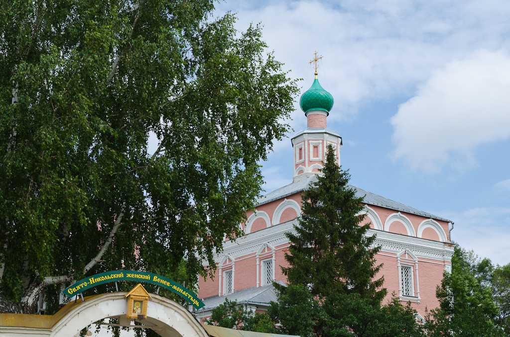 18 знаменитых достопримечательности тихвина и окрестностей в ленинградской области