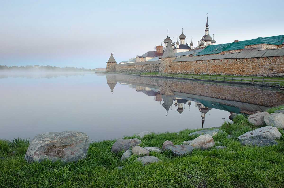 Соловецкий монастырь со Святого озера