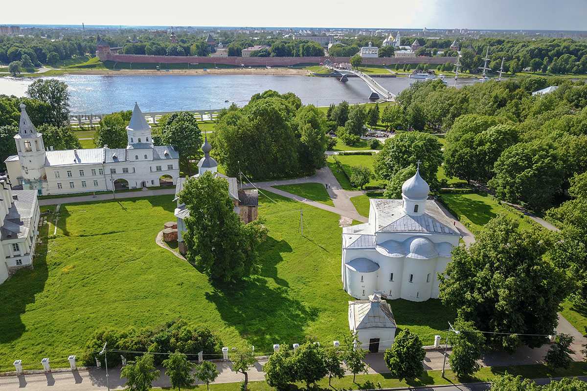 Новгород великий достопримечательности фото с описанием названиями