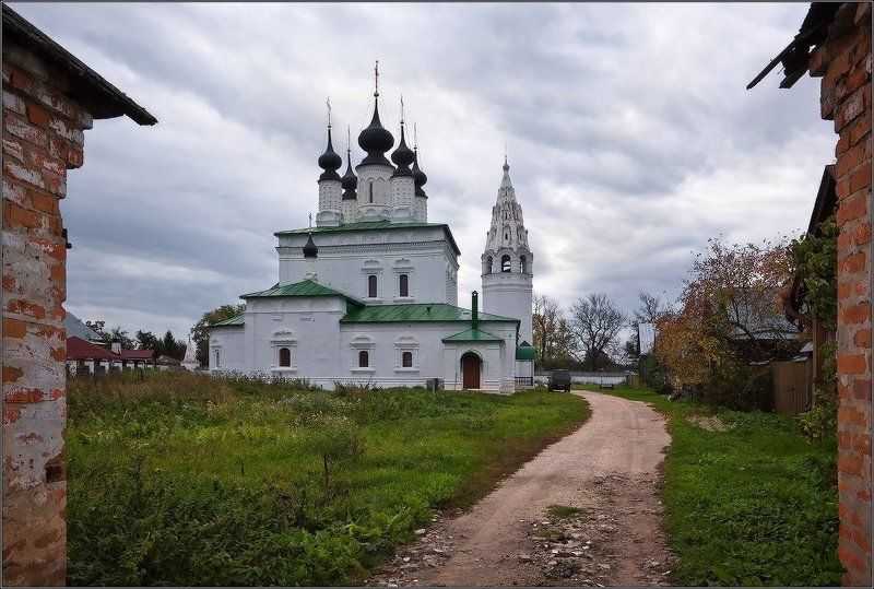 Александровский монастырь в суздале фото