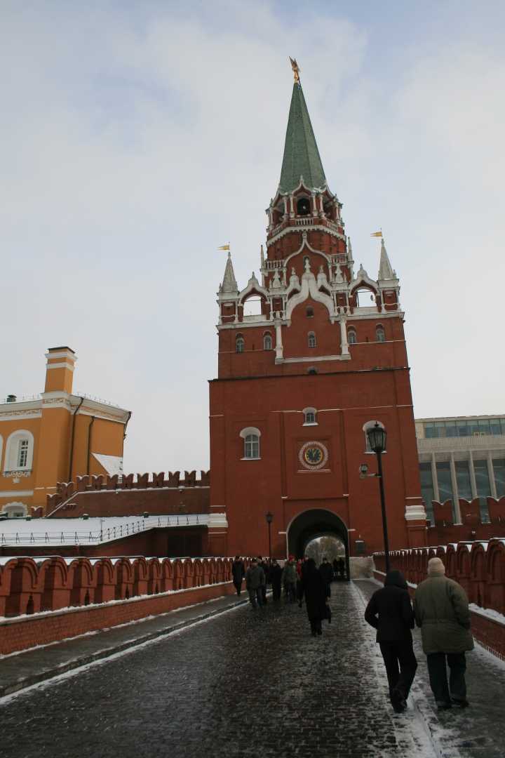 Подробная инструкция по прогулке по московскому Кремлю начиная с покупки билетов: что смотреть в кремле, куда зайти и сколько это стоит