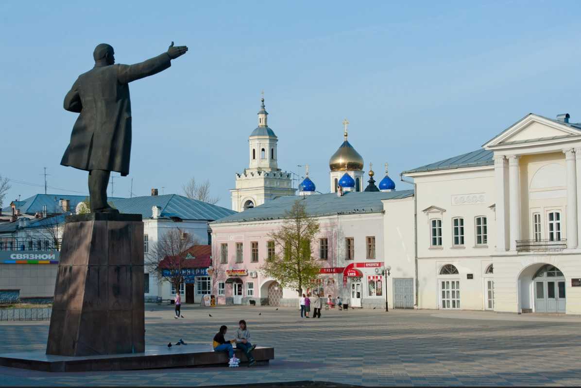 Город елец отзывы. Площадь города Елец. Город Елец площадь Ленина. Елец исторический центр.